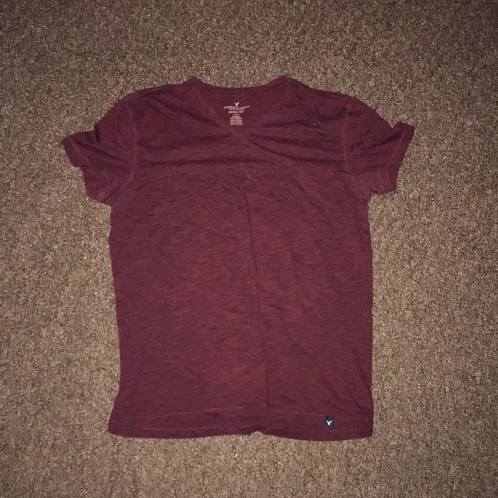 Maroon American Eagle V neck T-Shirt
